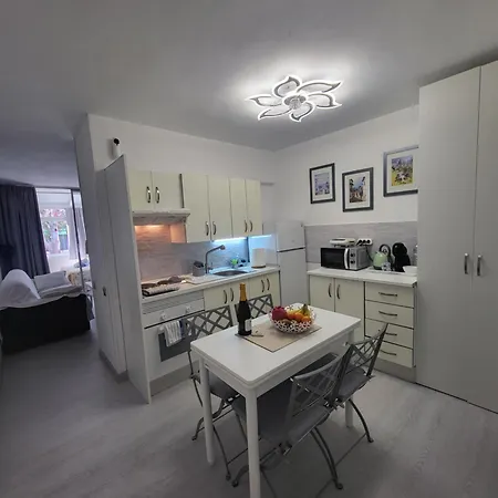 Апартаменты Casa Iry Коста-дель-Силенцио
